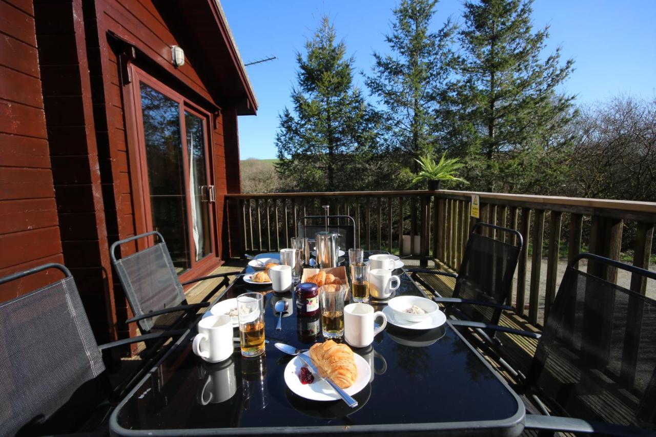 Hartland Hideaway Lodge Woolfardisworthy  Exterior foto